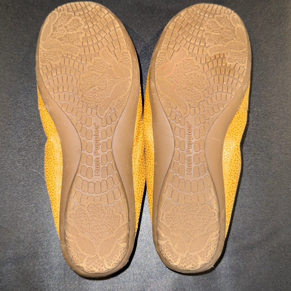 Hush Puppies Mustard Yellow Leather Moccasins size 8.5 - Picture 4 of 9